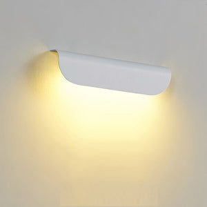 Bay Curved Garden Wall Light