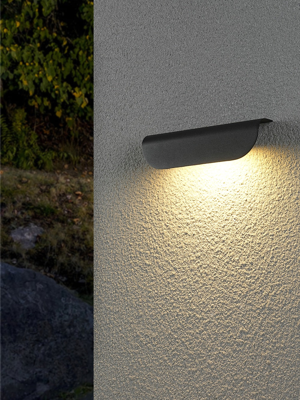 Bay Curved Garden Wall Light