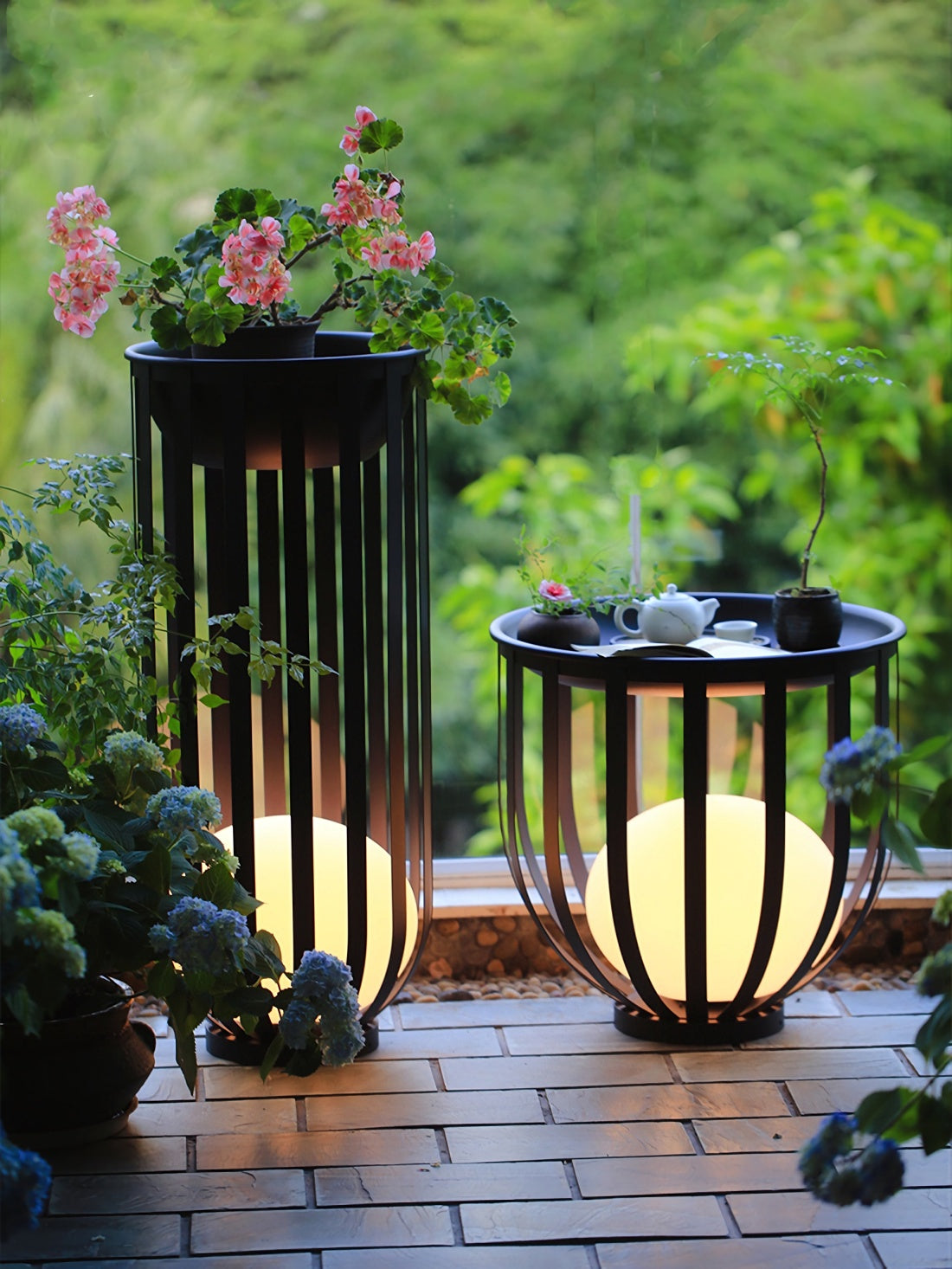 Bols Outdoor Garden Lamp