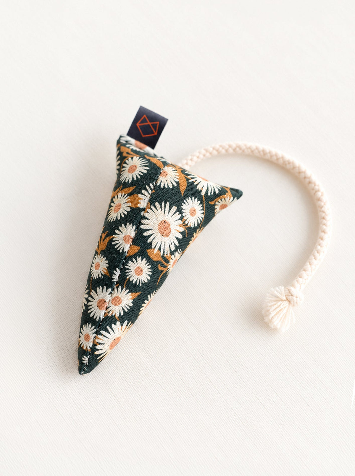 MODERN MOUSE CATNIP TOY - FLORAL