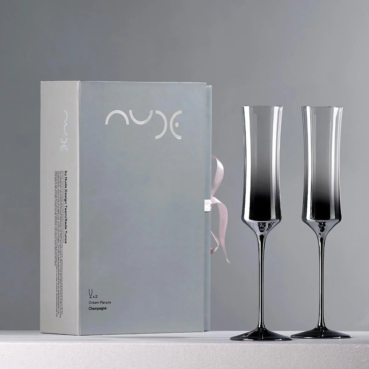 Dream Parade Set of 2 Champagne Glasses