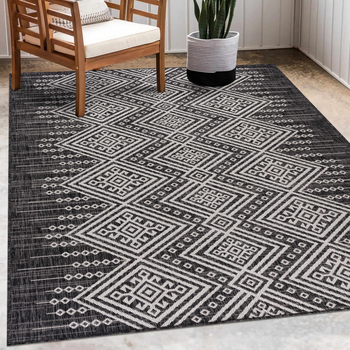 Frankville Black&White All Over Performance Rug