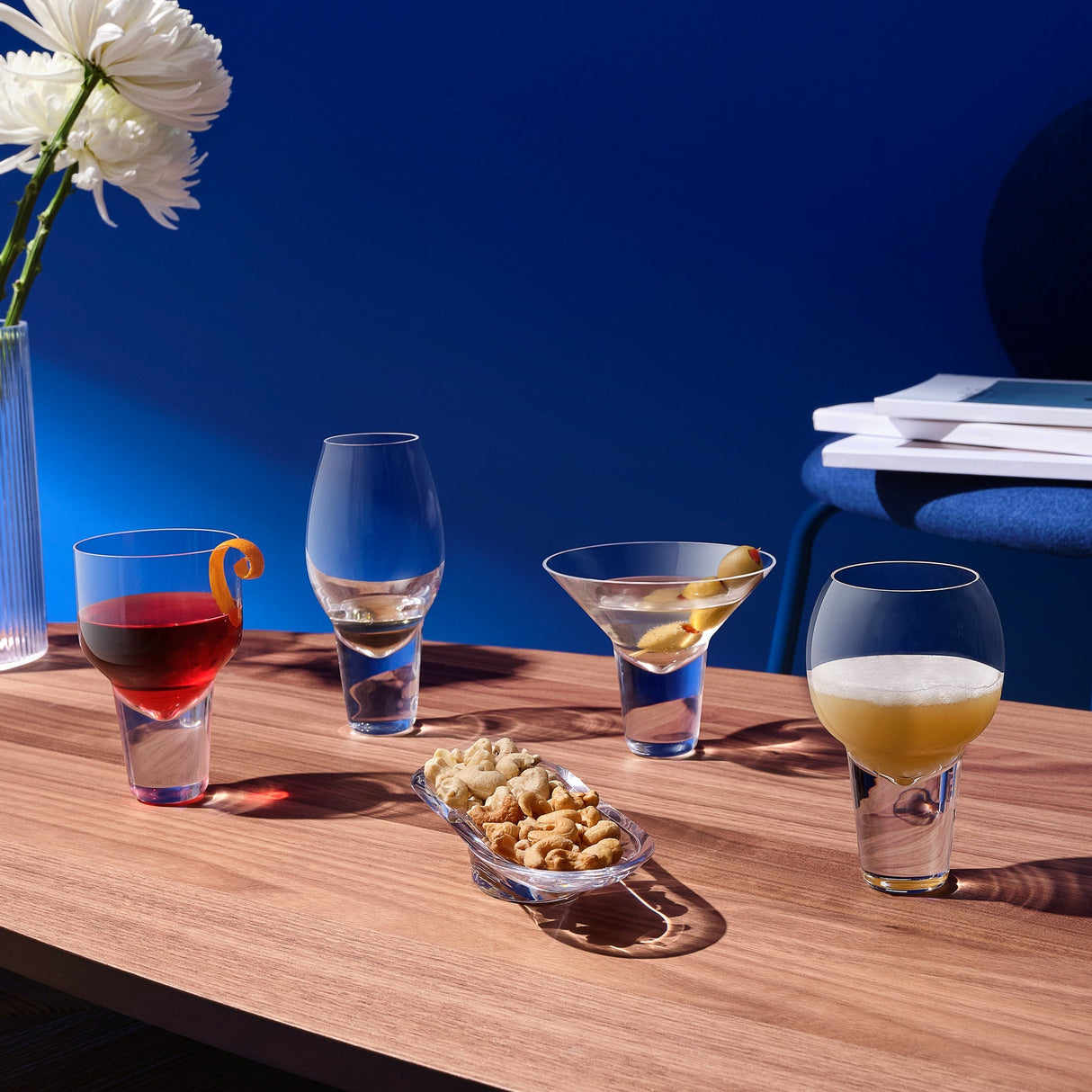 Gravity set of 2 Cocktail Glasses Medium