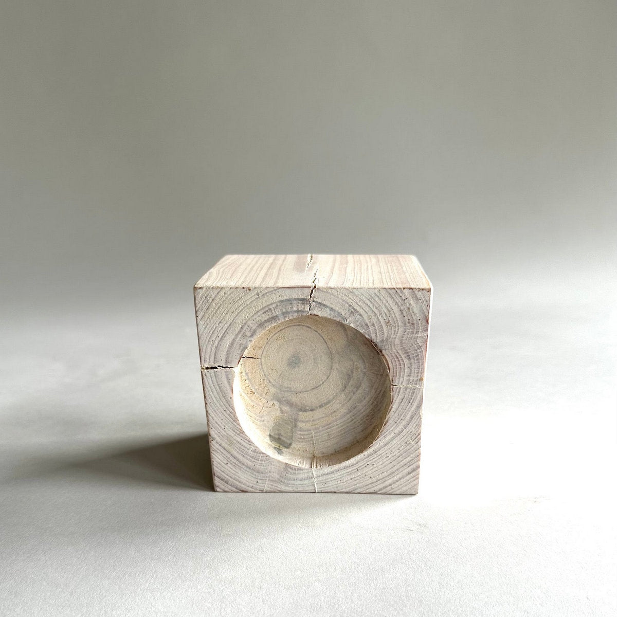 Jikoku Wood Base