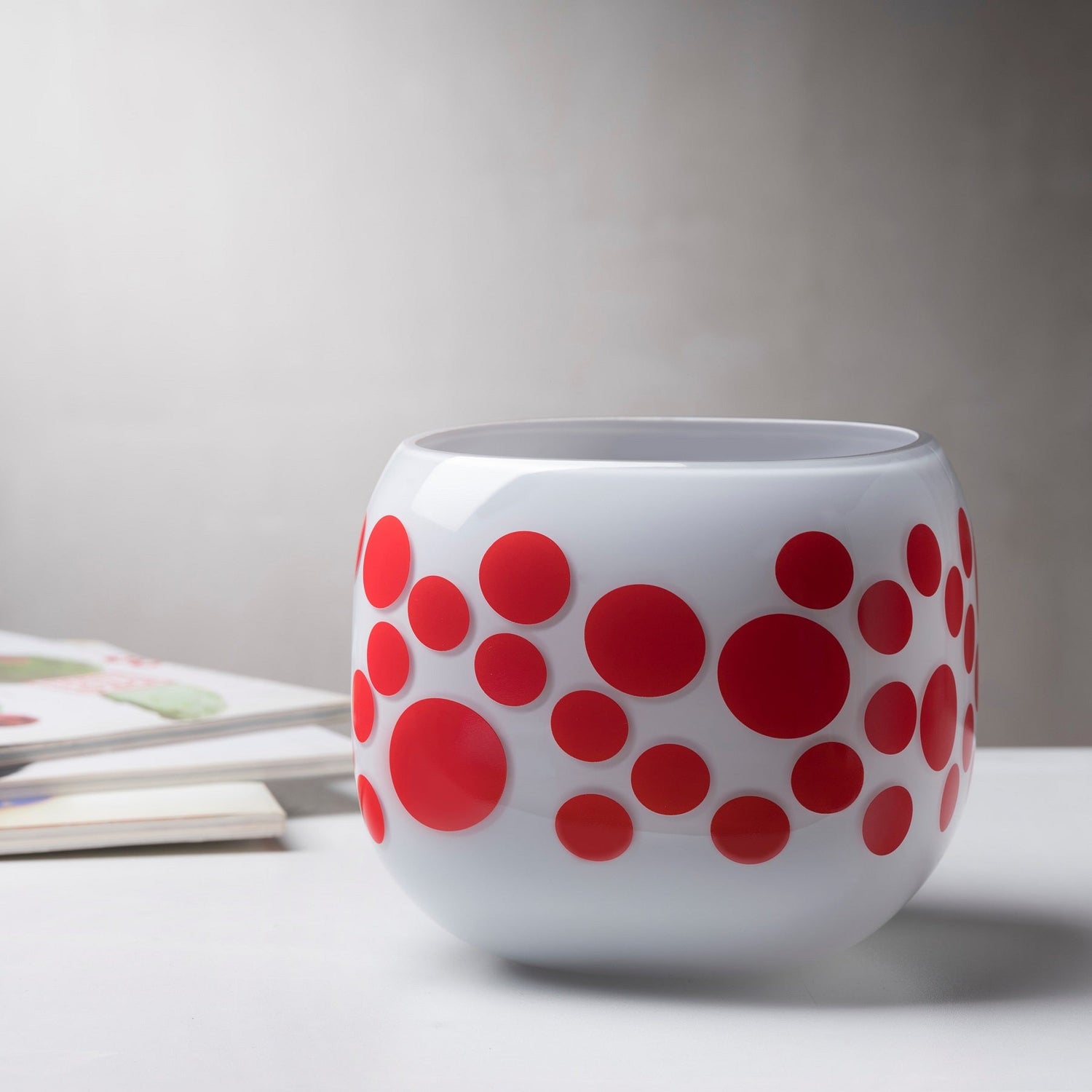 Mono Box Vase Medium Polka Dotted