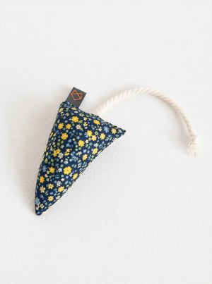 MODERN MOUSE CATNIP TOY - FLORAL