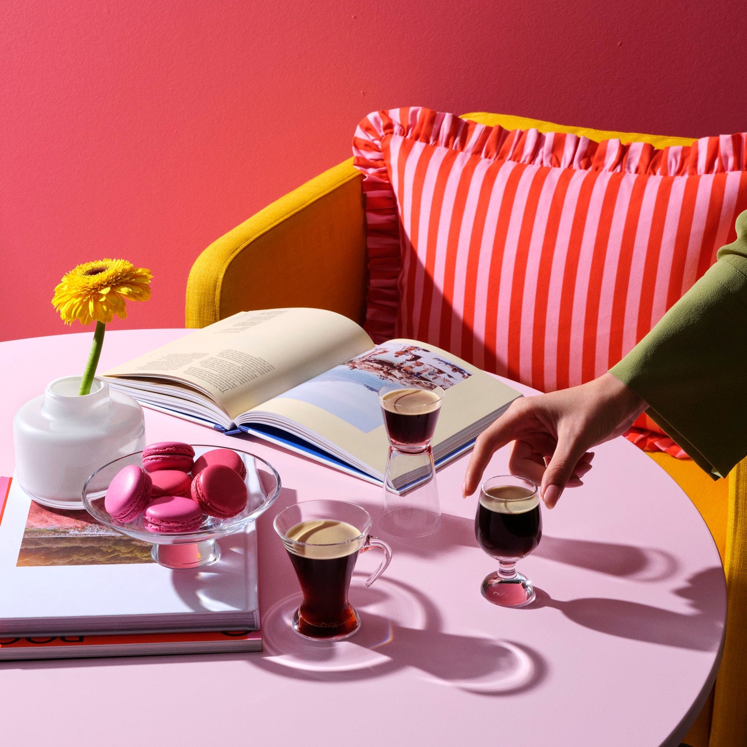 Mini Magnolia Vase Wide