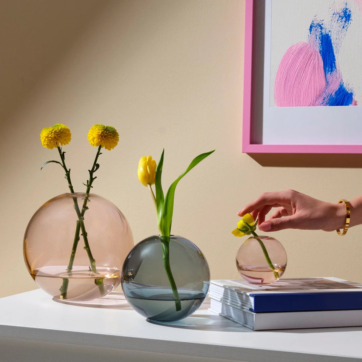 Mars Vase Small Steel Apricot