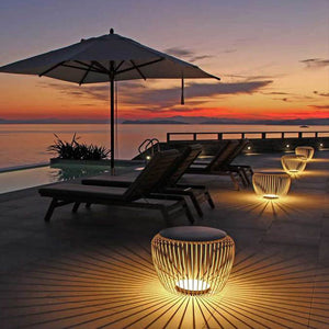 Meridiano Outdoor Floor Lamp