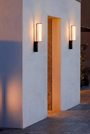 Modern Curved Zenith Arc Outdoor Wall Sconce
