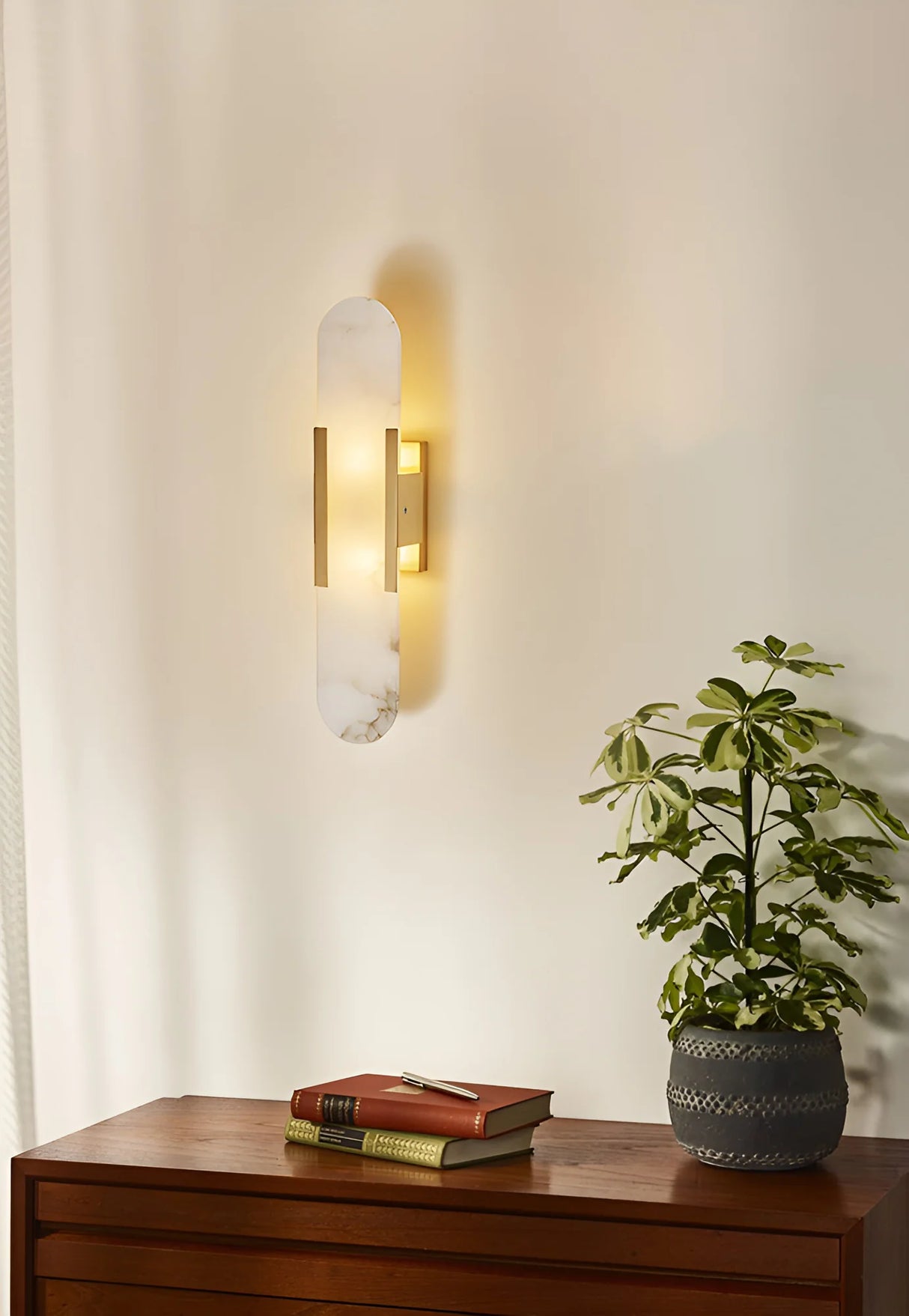 Oval Alabaster Melange Elongated Wall Lamp
