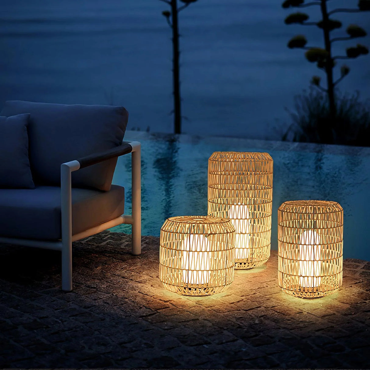 Modern Woven Rattan Outdoor Lamp
