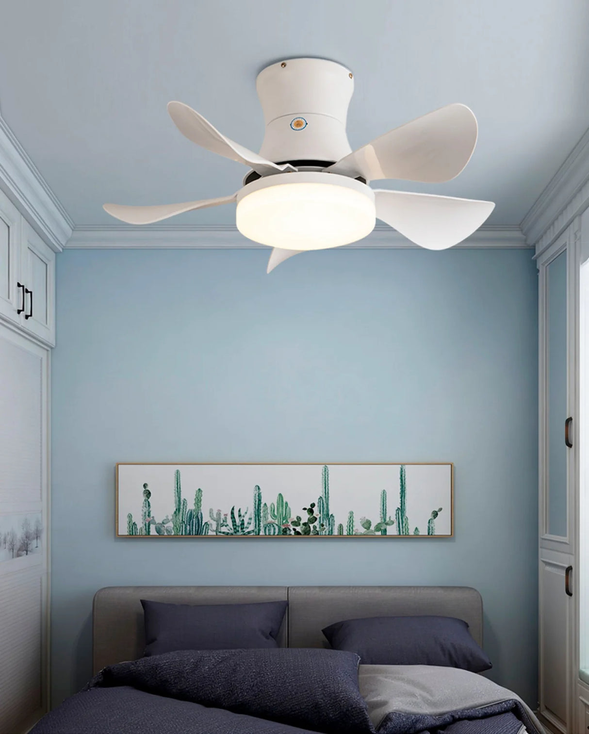 Nordic Blade Black Ceiling Fan Light