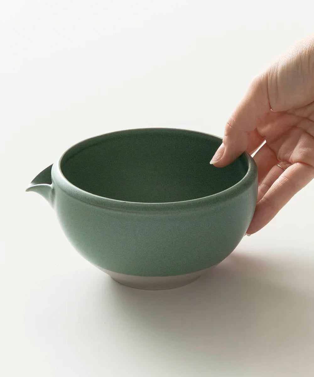 ORIGAMI Katakuchi Matcha Bowl "POUR"