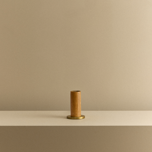 Knuckle Table Lamp in Oak