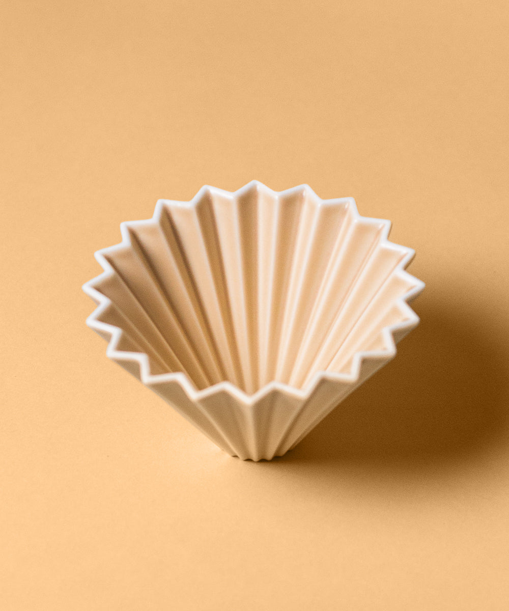 ORIGAMI Ceramic Dripper - Medium for 1-4 Cup Brewing