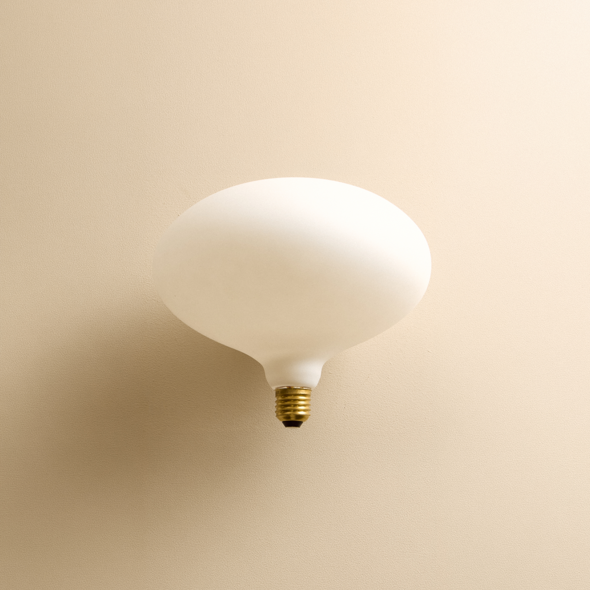Bower Pendant Light Large in Dark Green + Oval II