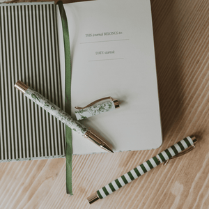 Green Floral Pen Set