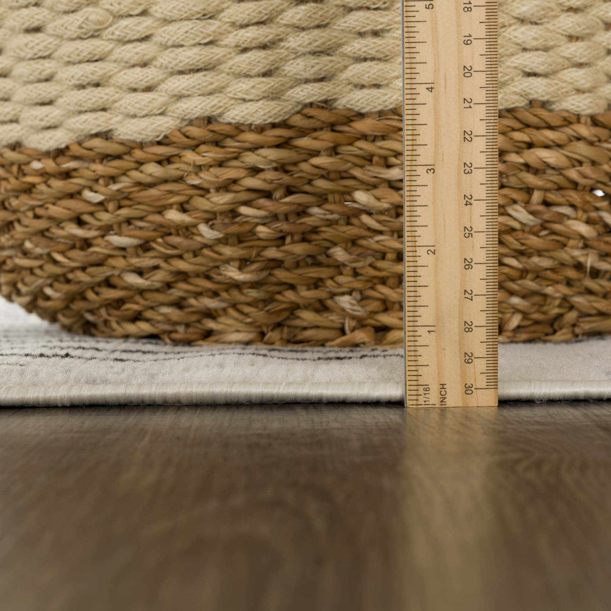 Angus Black&White Geometric Area Rug