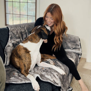 PupProtector™ Luxe Waterproof Faux Fur Blanket - Ultra Soft Chinchilla