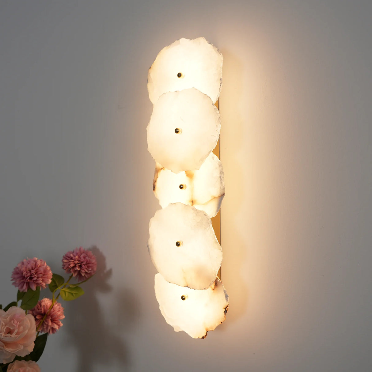 Petra Wall Lamp