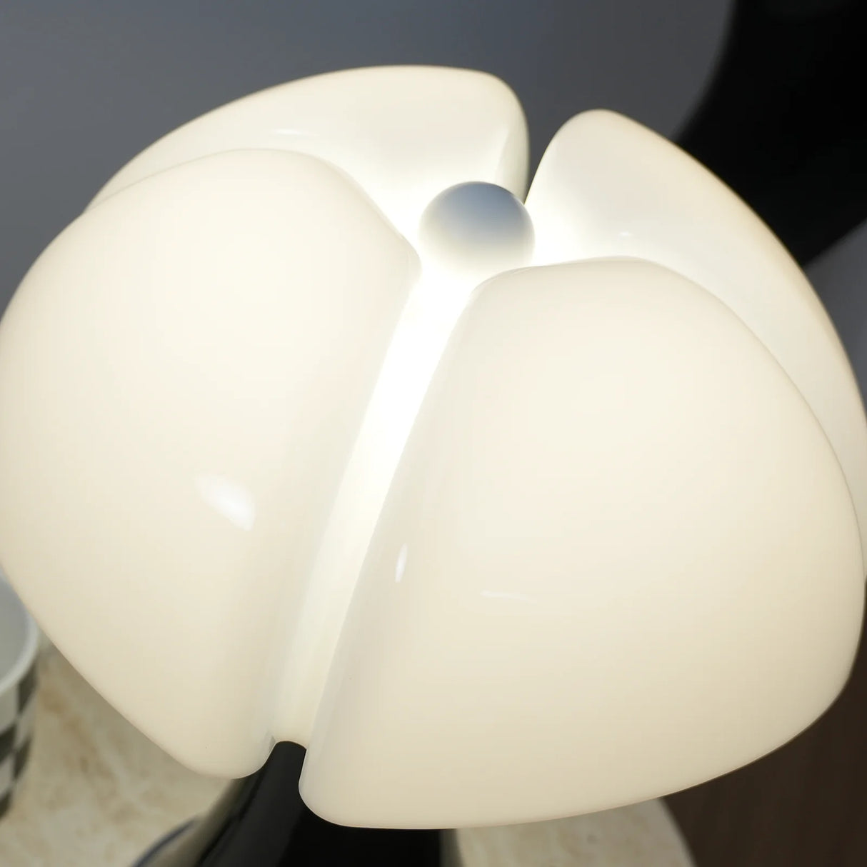 Pipistrello Acrylic Table Lamp
