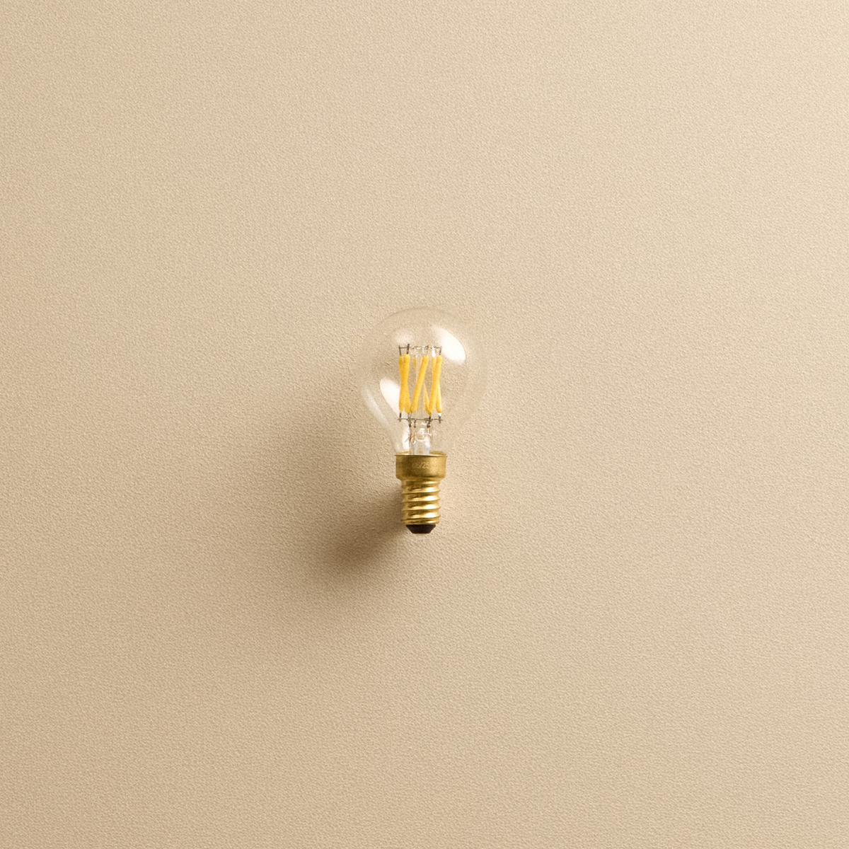 Pluto E12 Non-Tinted LED Bulb