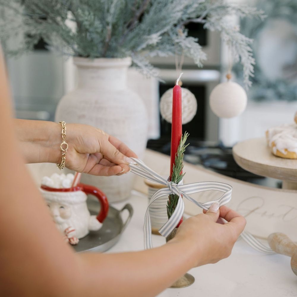 Ribbon in White and Grey