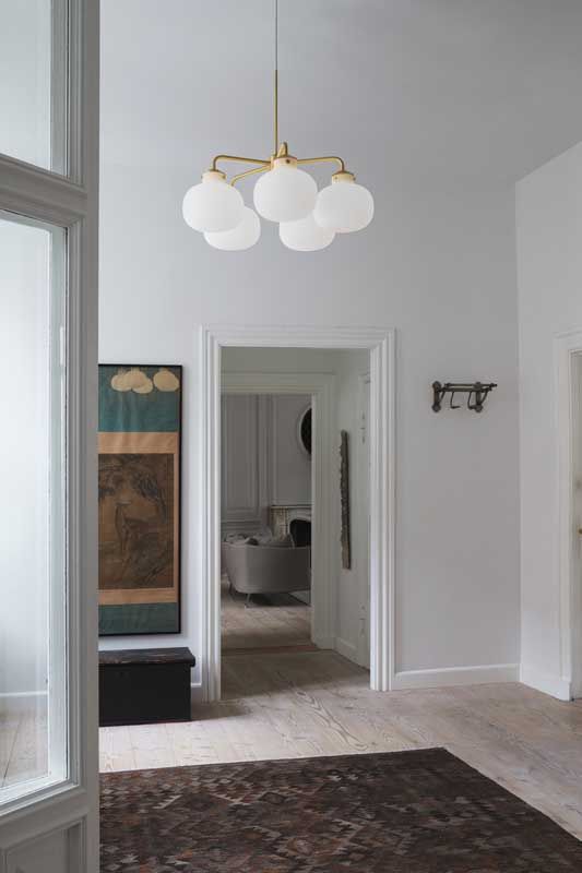 Raito Glass Globe Pendant Chandelier