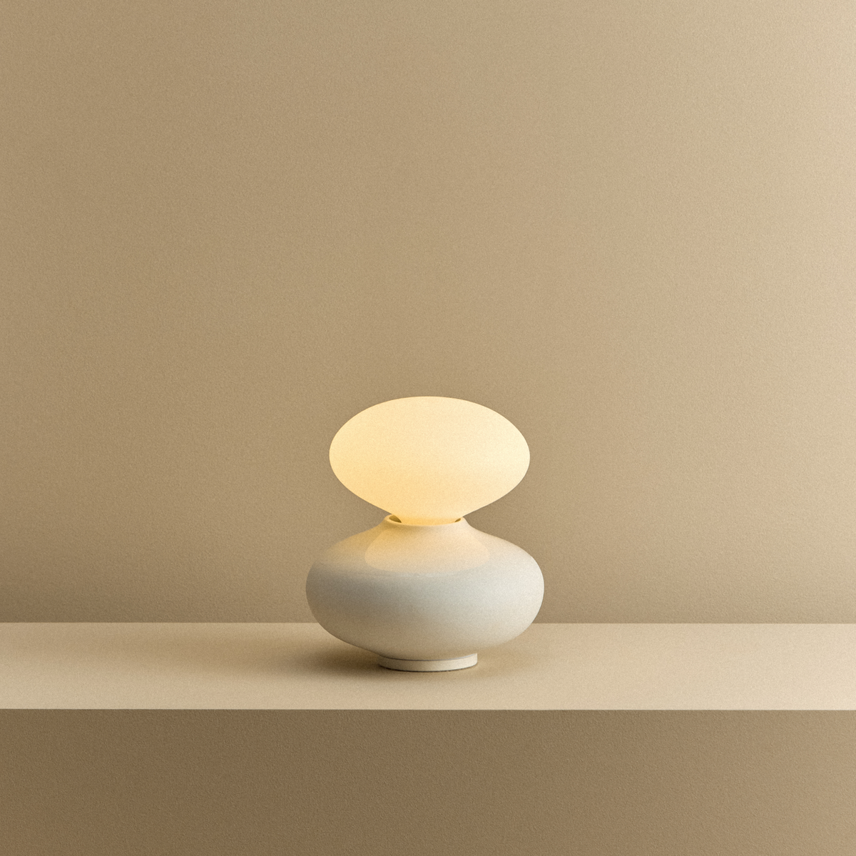 Reflection Oval Table Lamp