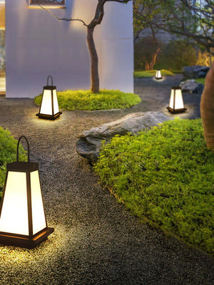 Roam Lantern Garden Landing Outdoor Lamp