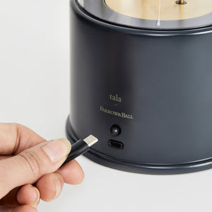 The Muse 1.0 Portable Lamp in Hackles Black