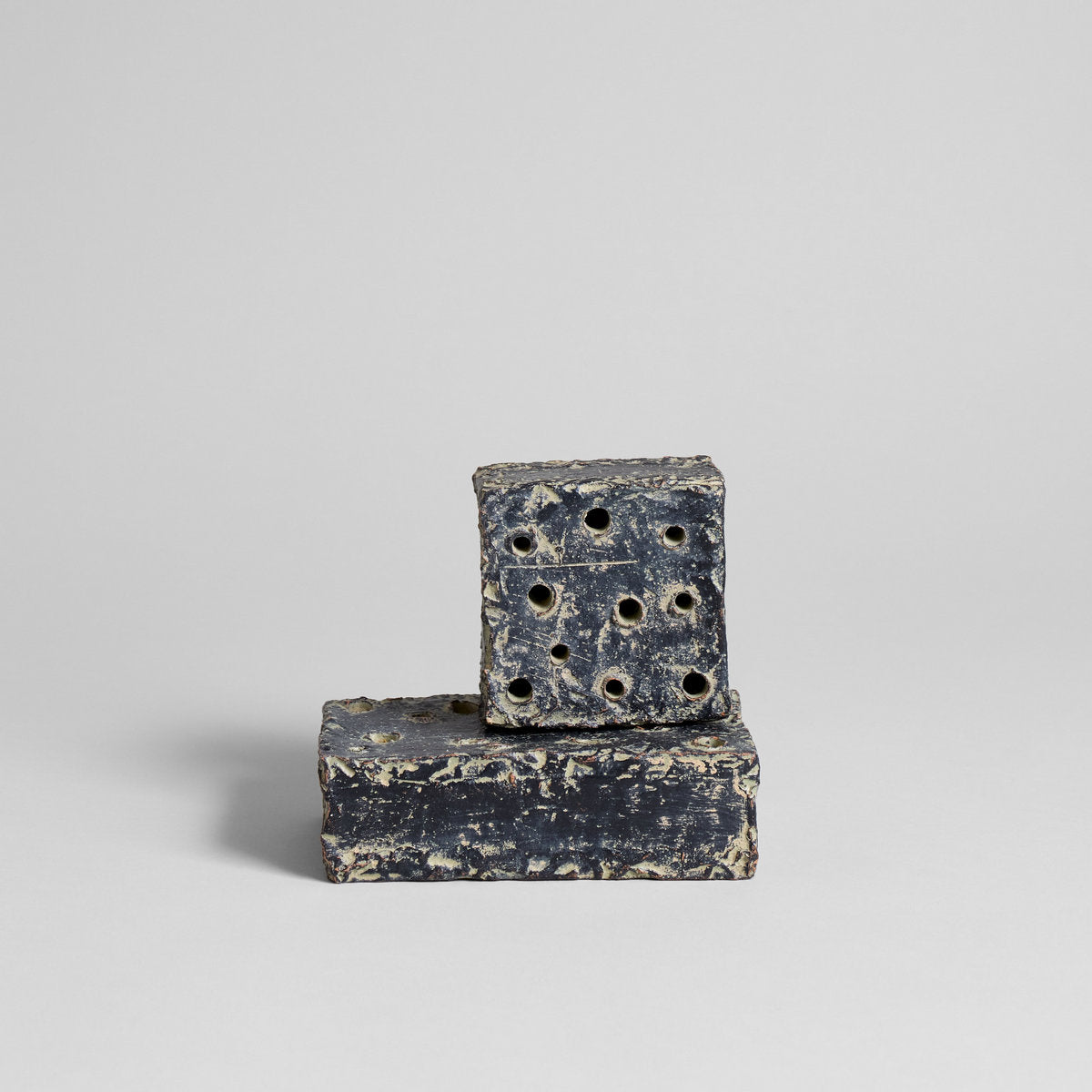 Ceramic Frog Block, Grey Patina