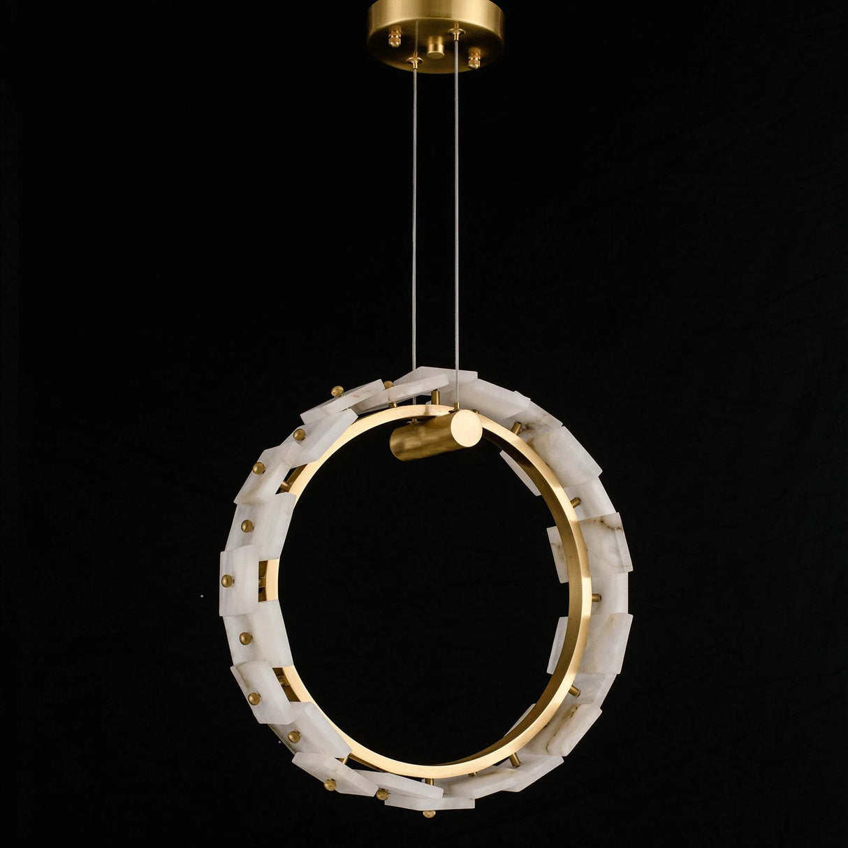 Vertical Ring Alabaster Pendant Lamp