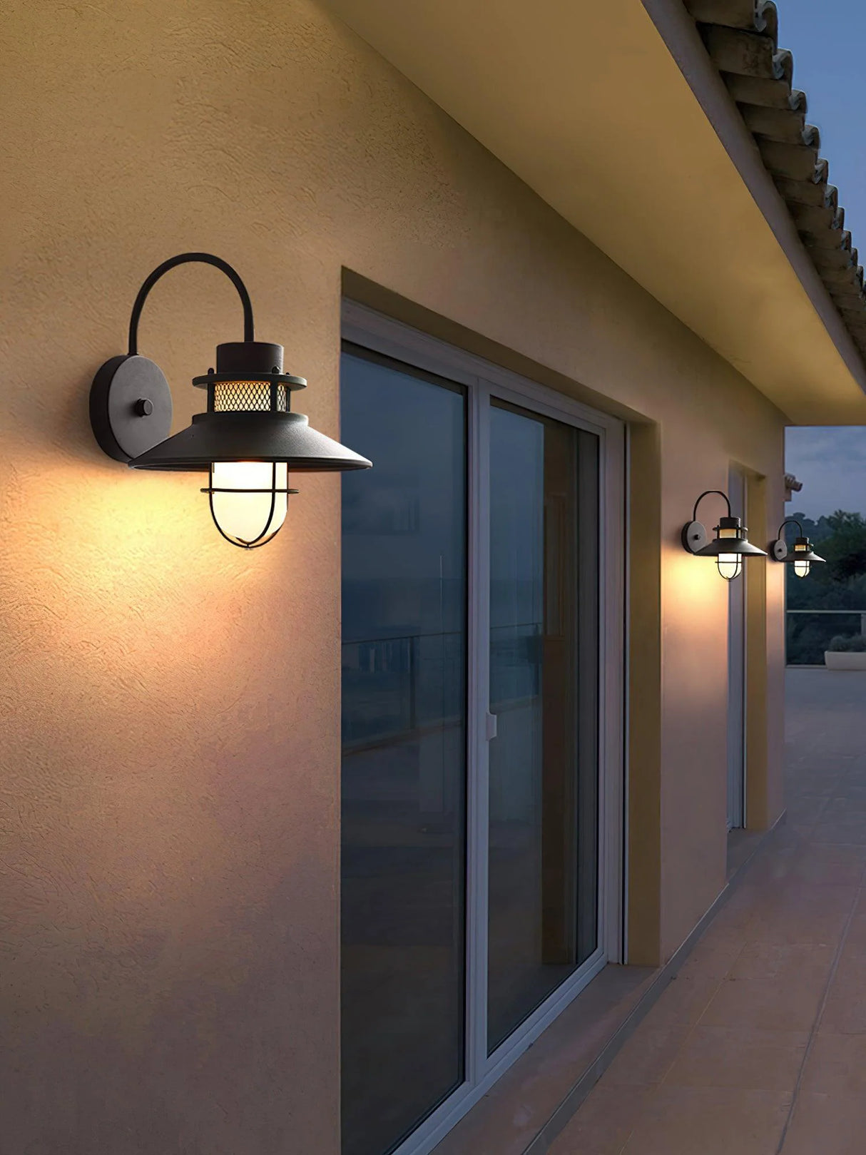 Vintage Felix Outdoor Wall Light