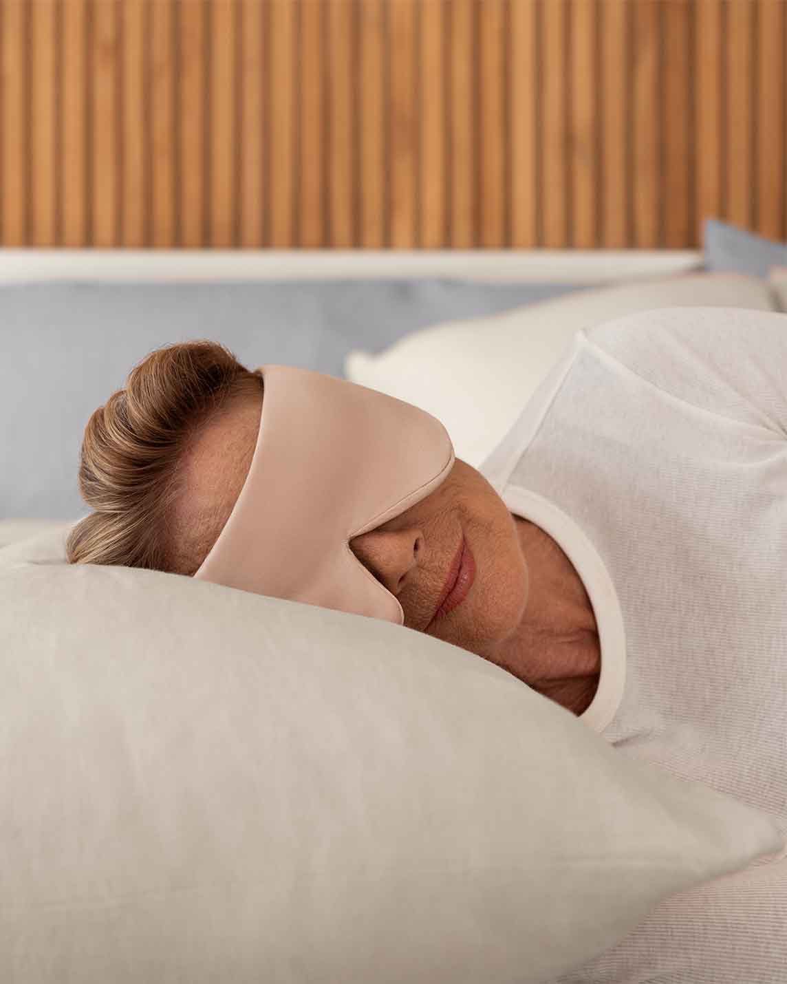 Weighted Silk Sleep Stone Mask