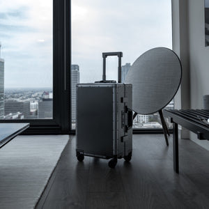 Carbon X 2.0 Carbon Fiber Suitcase Gunmetal