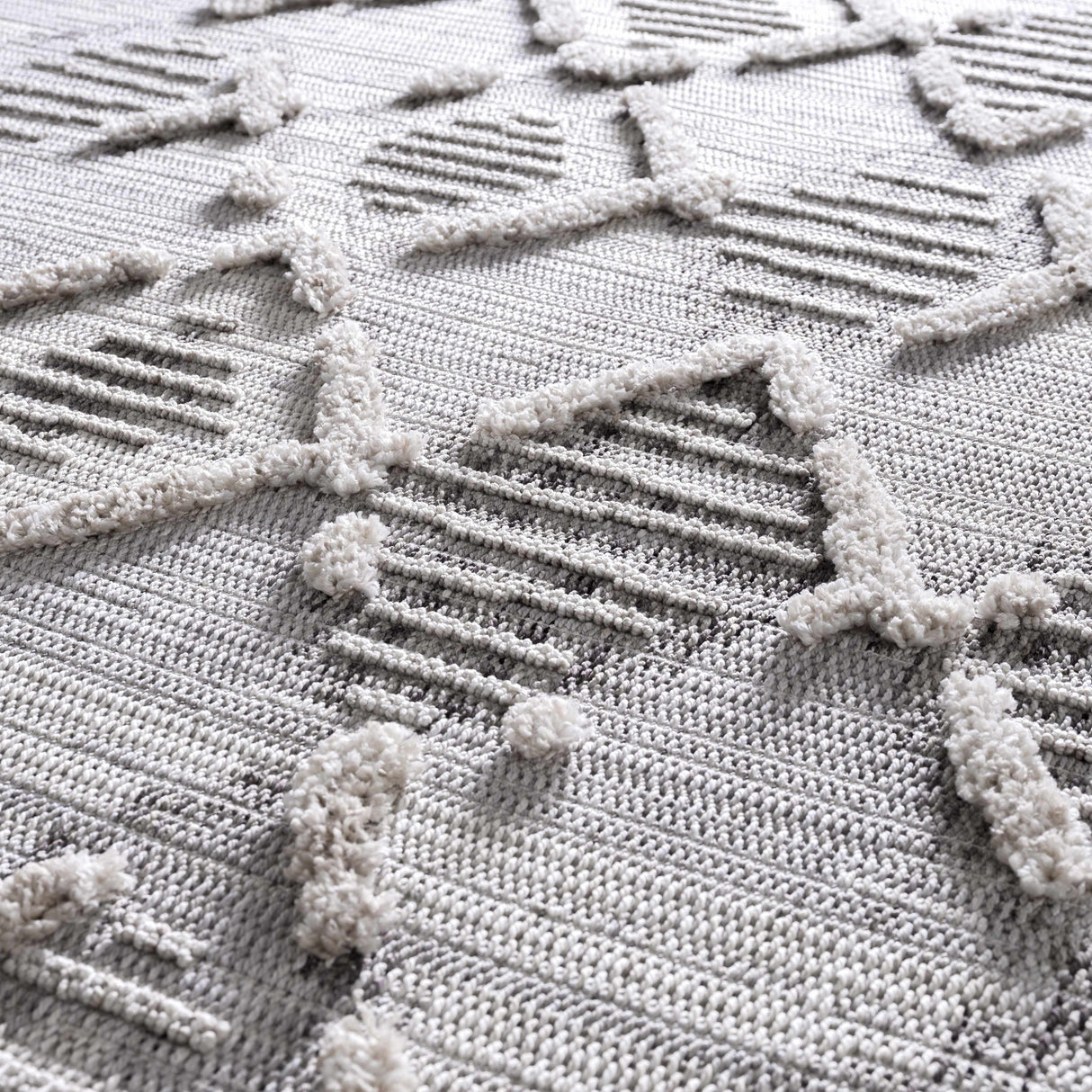 Bogtong High-Low Rustic Rug