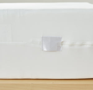 Bargoose BedBug Solution™ Hybrid Zippered Mattress Encasing - Stretches To Fit 9-12" Mattresses