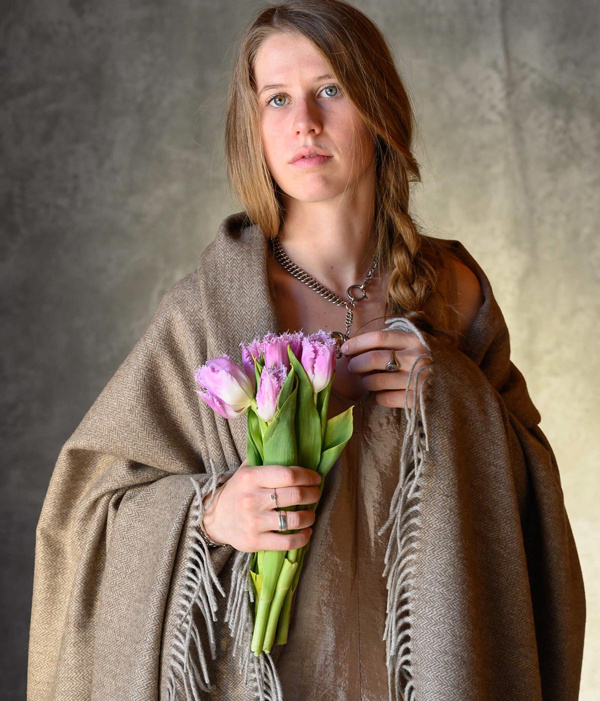 Bloomist Yak Down Throw - Thumbnail 3