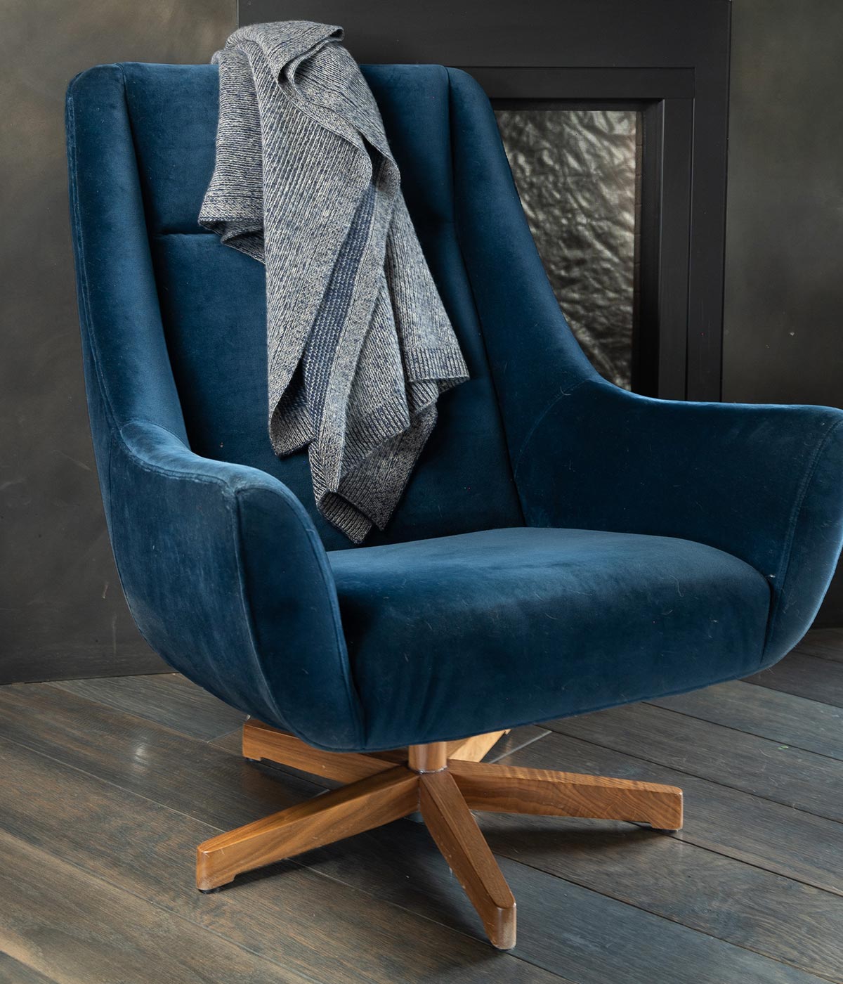 Cobalt and Platinum Yak Down Beehive Knit Throw