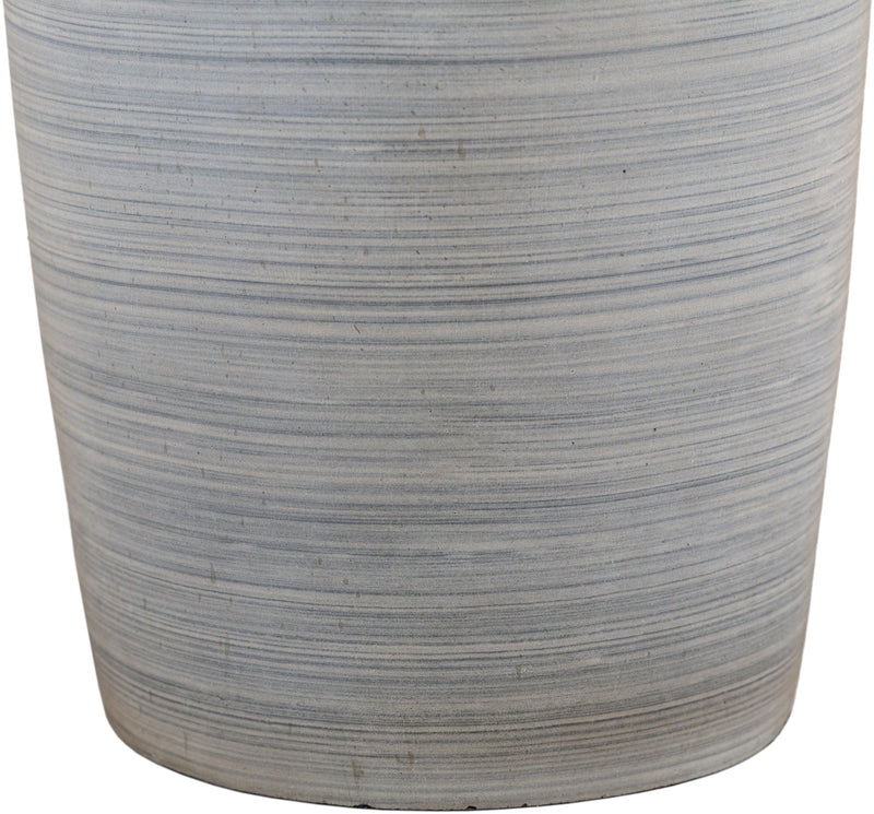 Wulka Traditional Table Lamp