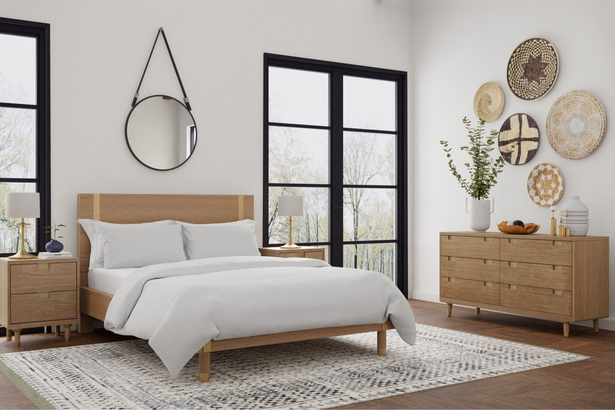 Easton Platform Bed