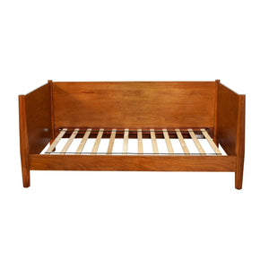 Flynn Day Bed, Chestnut