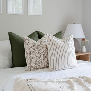 Gávea Solid Color Pillow Cover | Olive Green