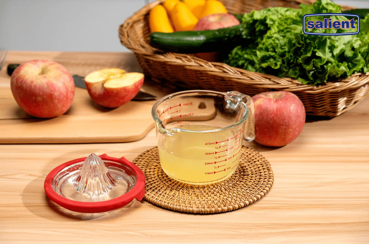 Measuring Cup with Juicer