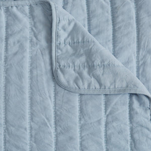 Solid Striped Quilt - Virginia Collection