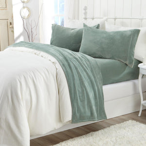 4-Piece Solid Plush Sheet - Velvet Luxe Collection