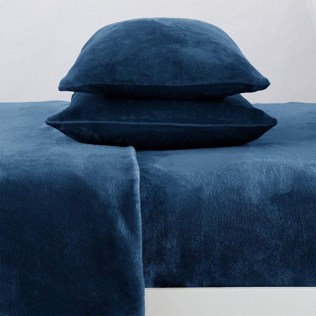 4-Piece Solid Plush Sheet - Velvet Luxe Collection