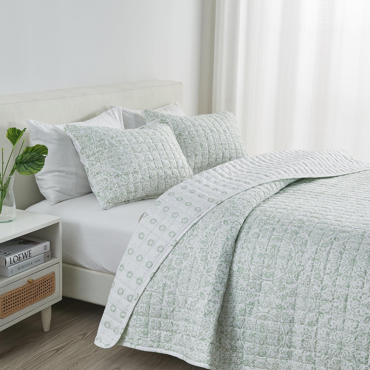 Floral Medallion Printed Microfiber Quilt Set - Kaleigh Collection